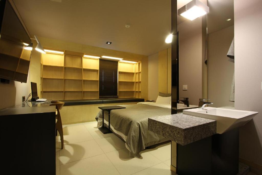 Boutique Hotel K-Oido Siheung Esterno foto